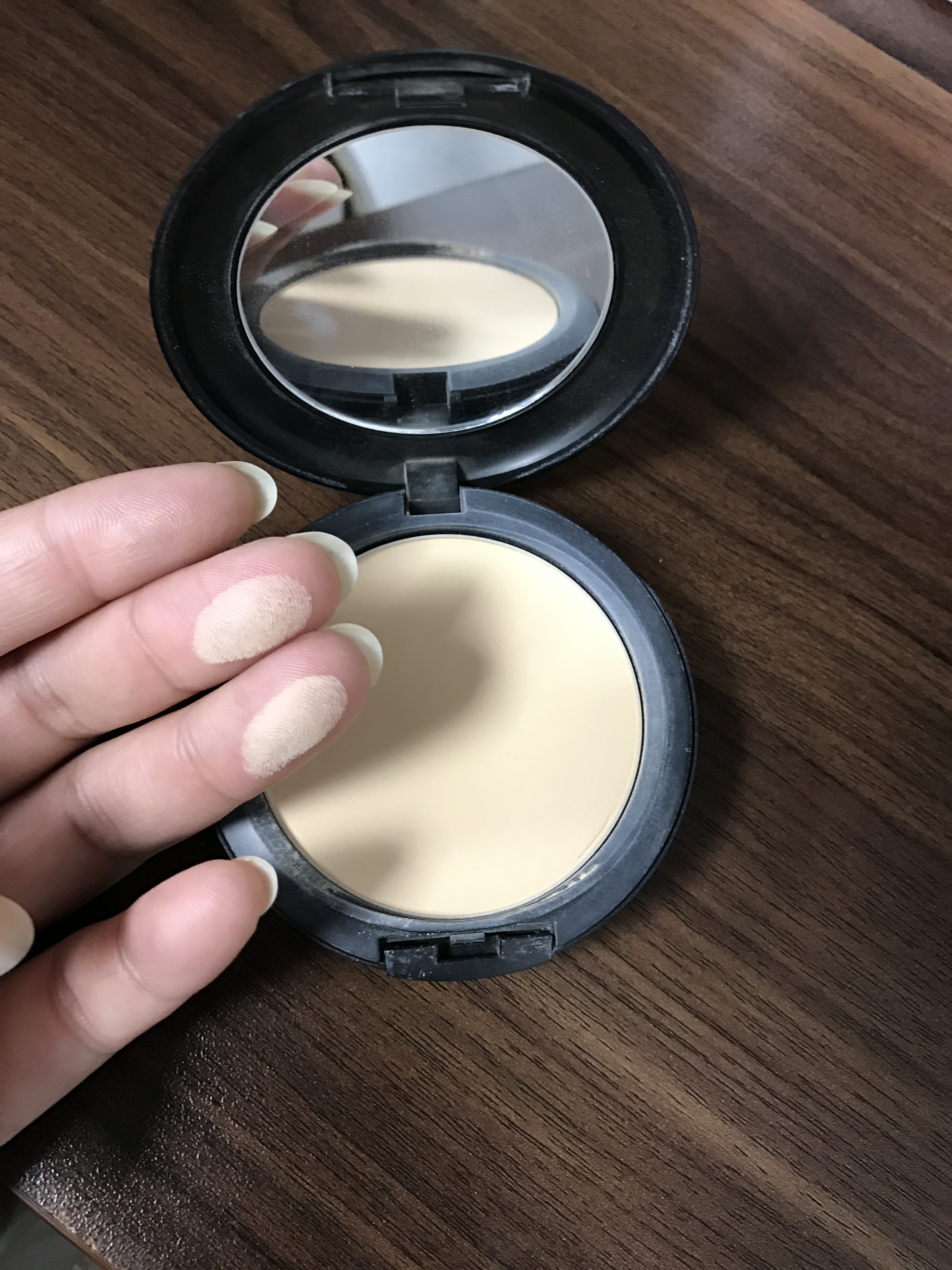mac studio fix powder for dark skin