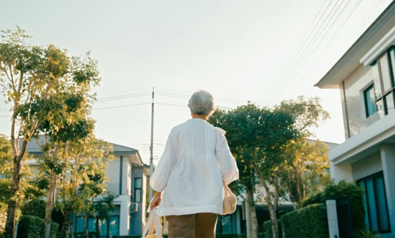 Green spaces, walking paths, little traffic