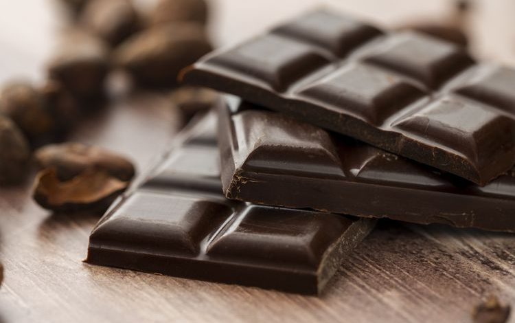 Study Finds Surprising Health Benefit of Eating Dark Chocolate Every Week